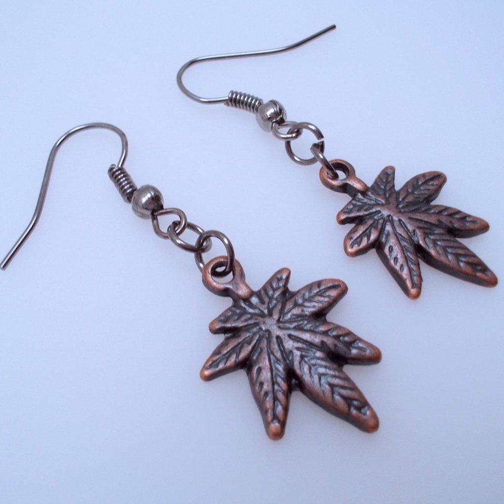 Earrings - Cannabis Leaves